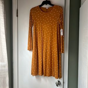 Old navy Extra Small Orange and White polka dot dress. With tags